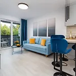 Seaside 4 Pory Roku Apartman *
